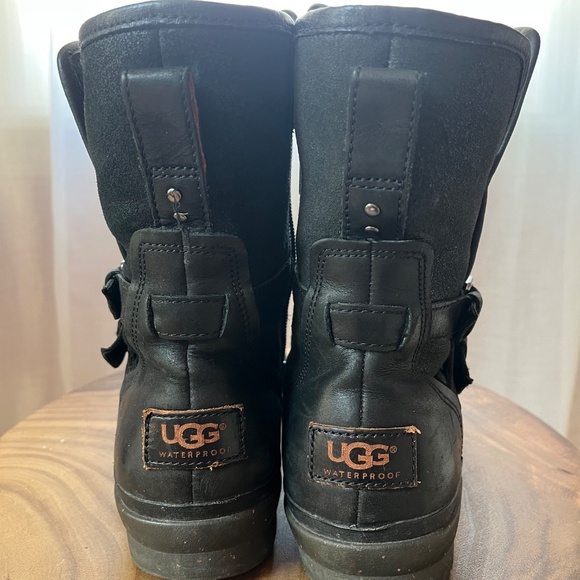 UGG cool black leather waterproof boots -  loved with love to give! - Picture 4 of 6